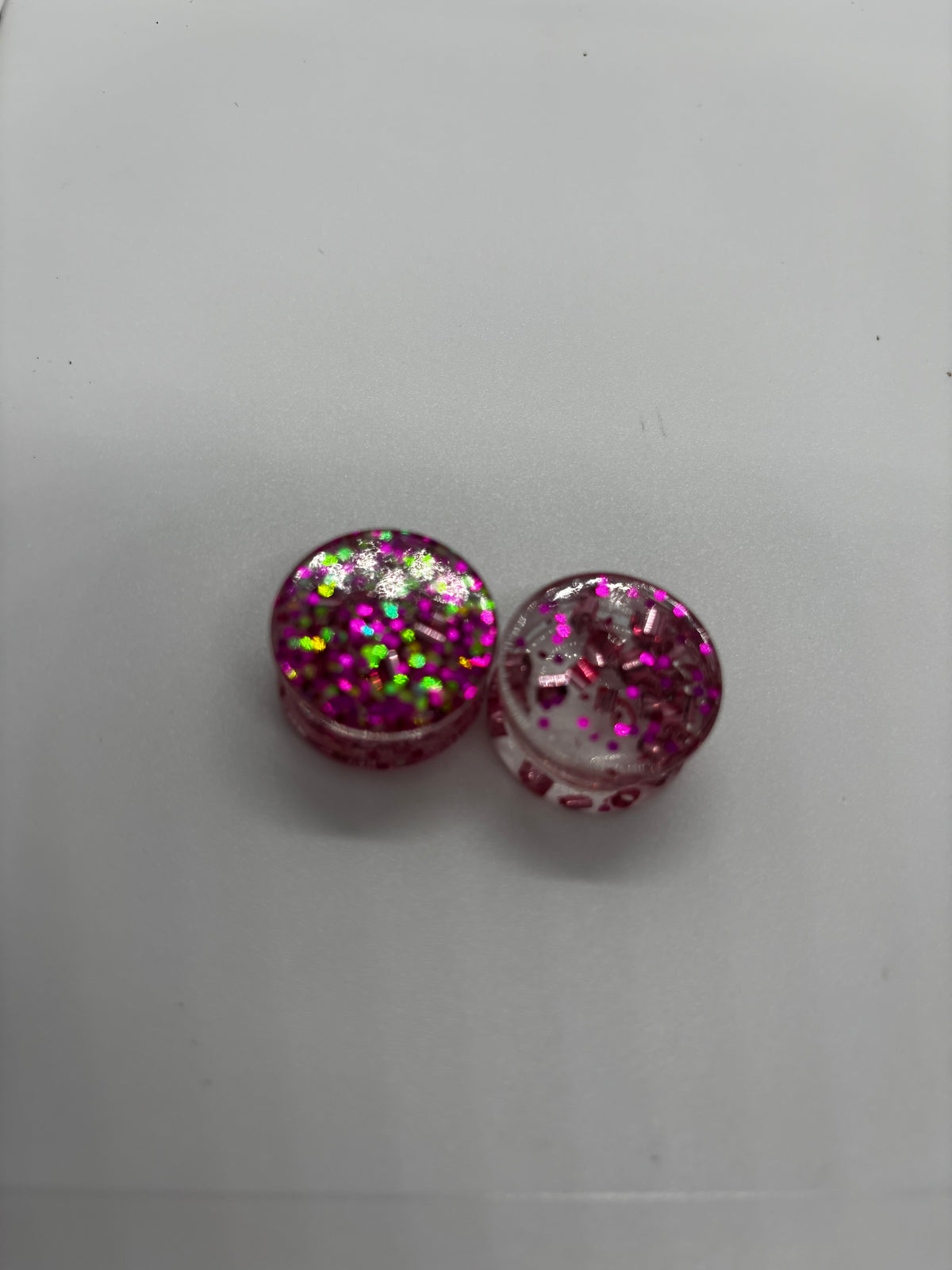 Glitter gauges pink